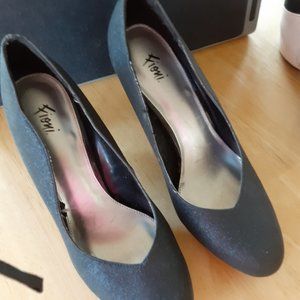 4" spike Heel Black Dress shoe size 7 1/2 M